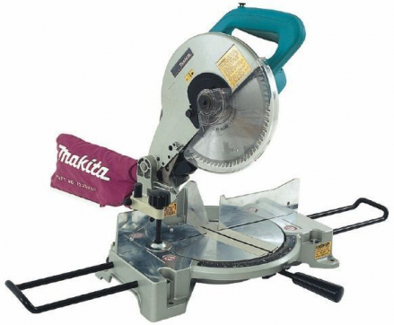 Торцовочная пила Makita LS1040 в прокат в Твери. У нас лучшая цена за сутки! Возможность взять в аренду с выгодной скидкой до 40% при экспресс доставке 24/7. И помните, ночью стоимость еще дешевле на 30%! #арендапрокат #виброплита #выгодно